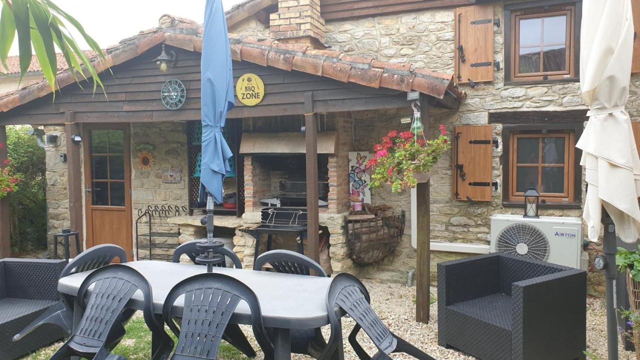 Chocolate Box Cottage Parzac Екстериор снимка