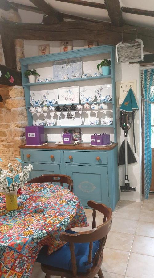 Chocolate Box Cottage Parzac Екстериор снимка