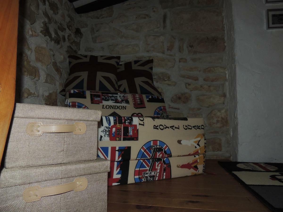 Chocolate Box Cottage Parzac Екстериор снимка